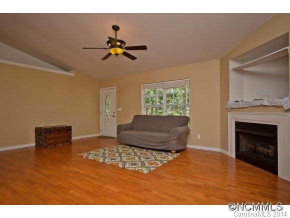 11 Willow Street - Photo 8