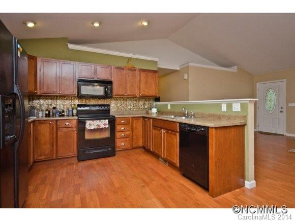 11 Willow Street - Photo 10