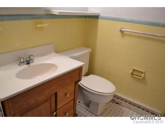 18 Forestdale Drive - Photo 10