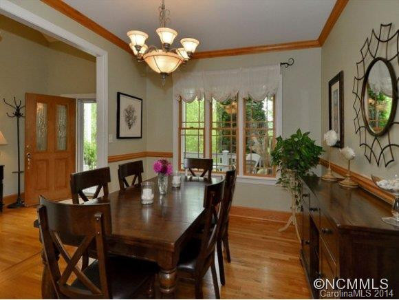 10 Hawtree Court - Photo 2