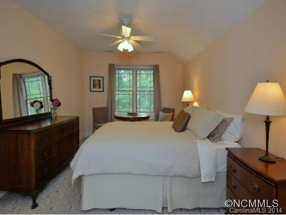 10 Hawtree Court - Photo 12