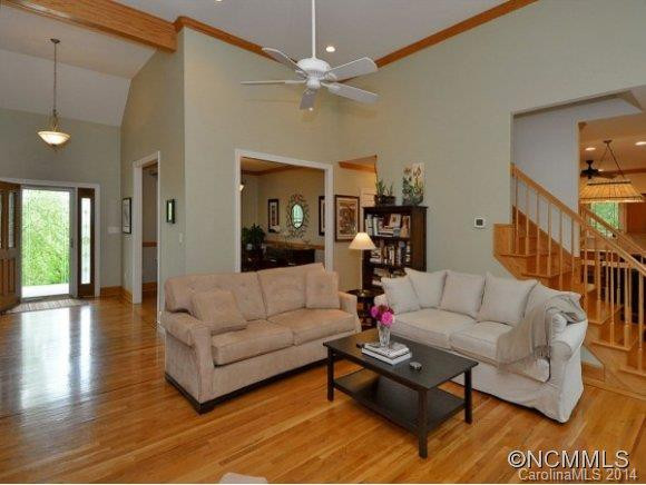 10 Hawtree Court - Photo 5