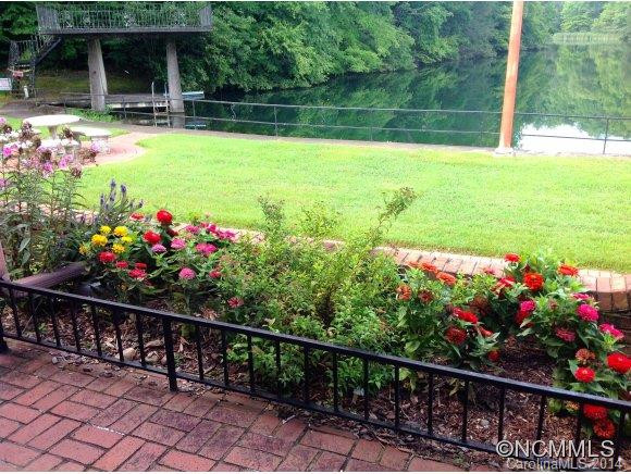 89 C Westwood Chateau Unit 221 - Photo 7