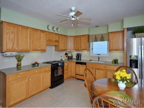 326 DAWNBROOK DRIVE - Photo 9