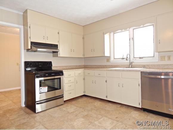 568 Long Shoals Rd - Photo 2