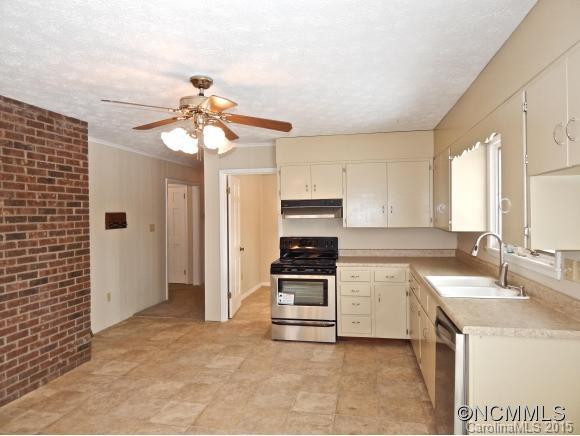 568 Long Shoals Rd - Photo 3