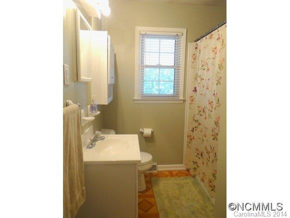 276 Richmond Hill Drive - Photo 11