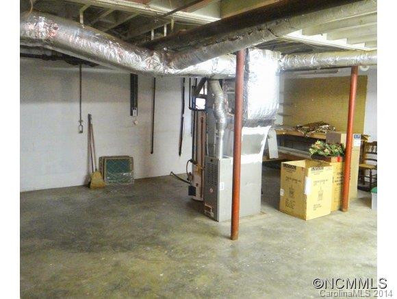 276 Richmond Hill Drive - Photo 13