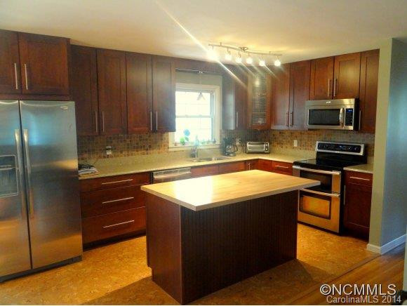 276 Richmond Hill Drive - Photo 3