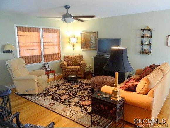 276 Richmond Hill Drive - Photo 6