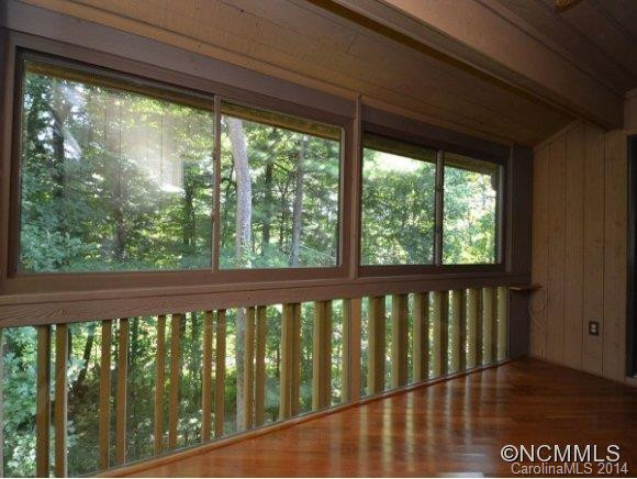 305 WHITE OAK DRIVE - Photo 10