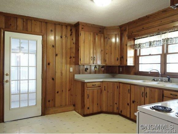127 Freeman St - Photo 8