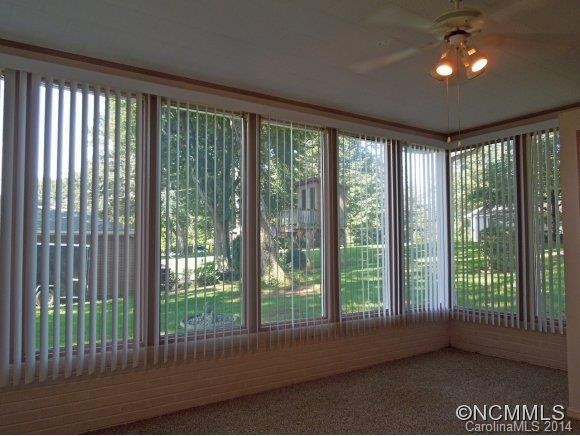 127 Freeman St - Photo 9
