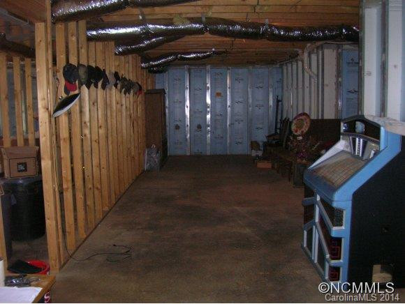 182 Kensington Drive - Photo 17