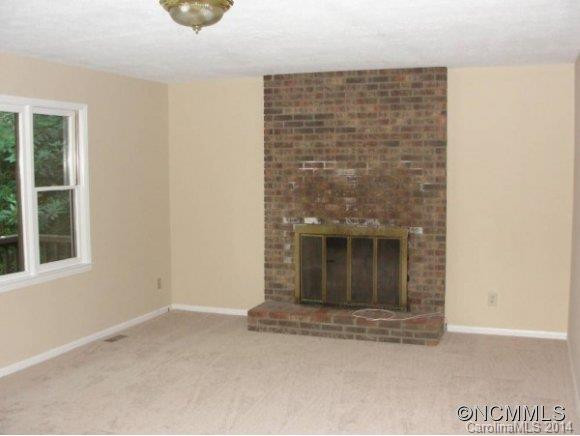 1 POPLAR WOOD LANE - Photo 3
