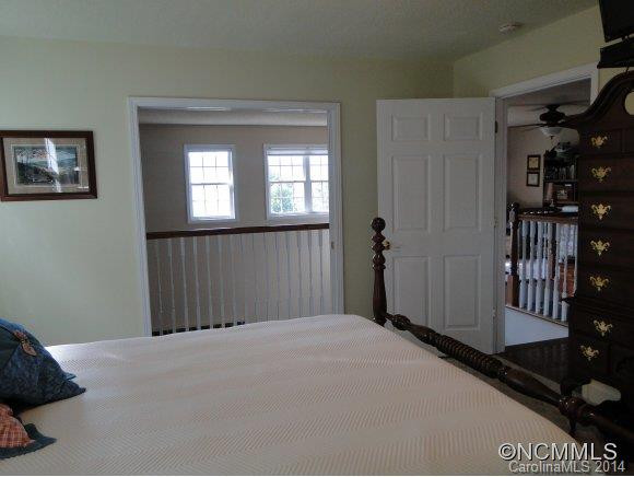 624 Enka Lake Rd - Photo 13