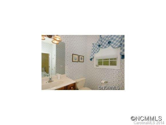 624 Enka Lake Rd - Photo 9