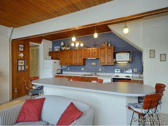156 YACHT ISLAND DRIVE - Photo 4