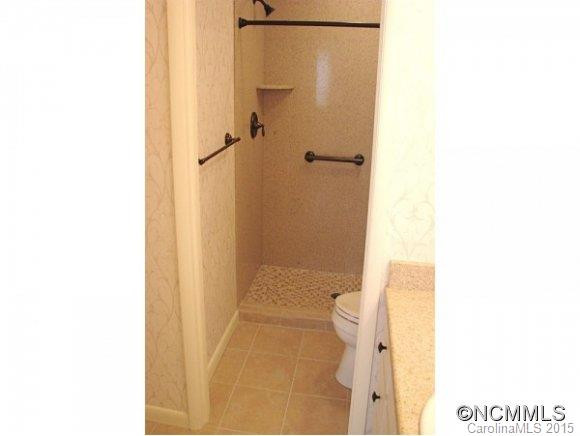 671 SOUTH HAYWOOD ST. #105B - Photo 15