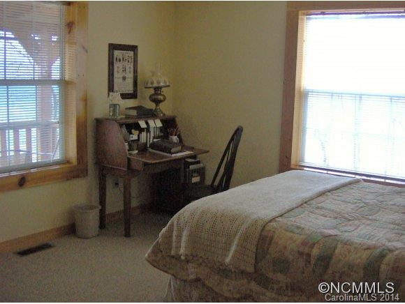 909 Ayers Mountain Road - Photo 11