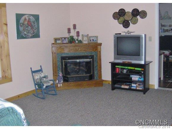 909 Ayers Mountain Road - Photo 13