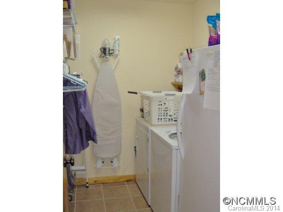 909 Ayers Mountain Road - Photo 15
