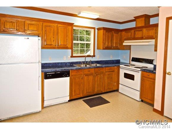 15 Lunsford Road - Photo 4