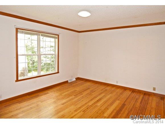 15 Lunsford Road - Photo 6