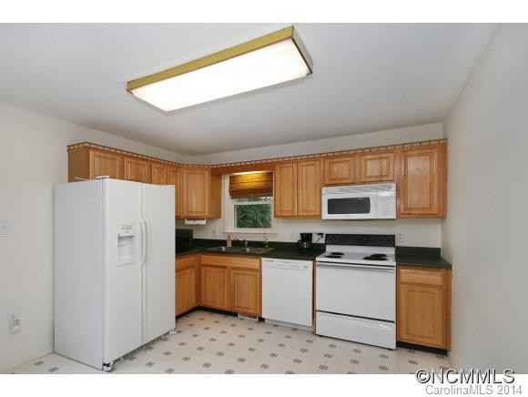 12 Crestview Court - Photo 3