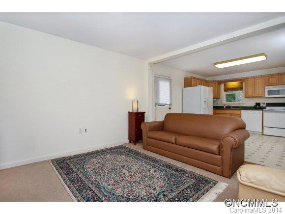 12 Crestview Court - Photo 6
