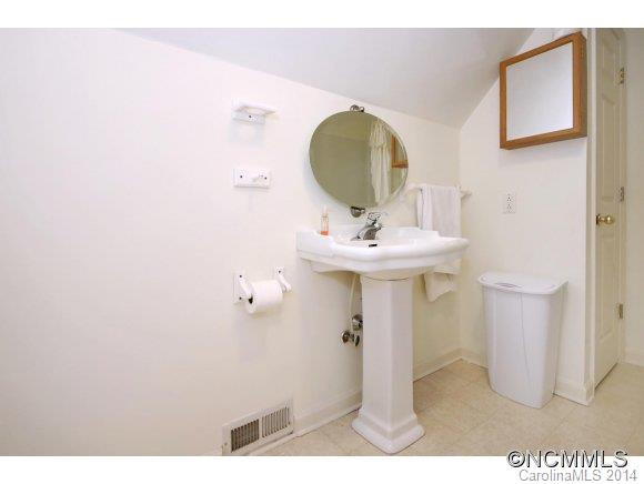 12 Crestview Court - Photo 10