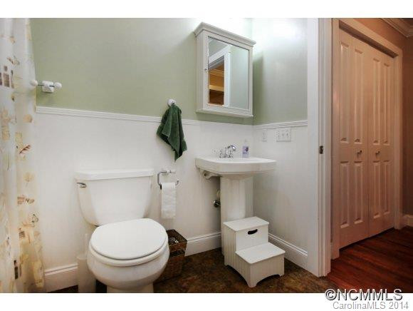 27 Oak Hollow - Photo 13