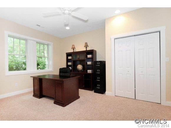 27 Oak Hollow - Photo 18