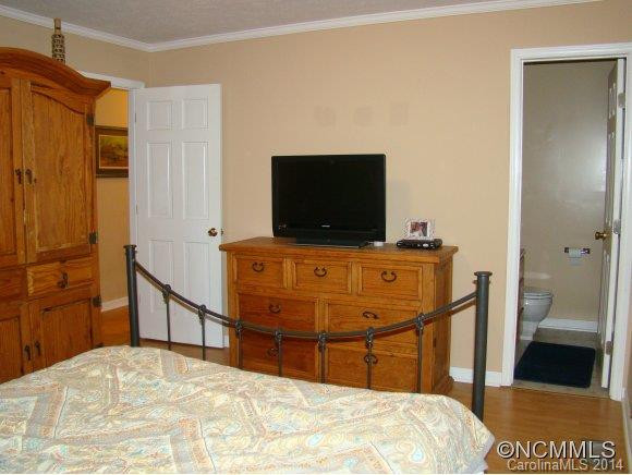 7 Eastcrest Dr - Photo 15