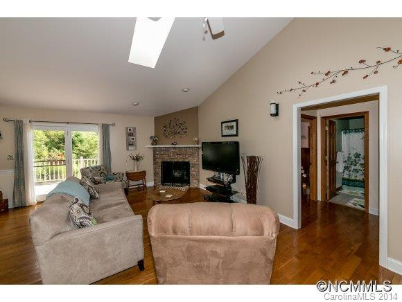 439 Deerhaven Lane - Photo 5