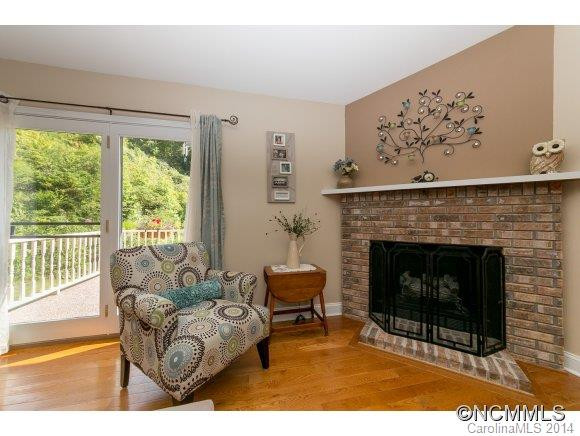 439 Deerhaven Lane - Photo 6