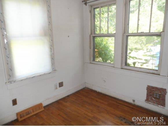331 State Street - Photo 4