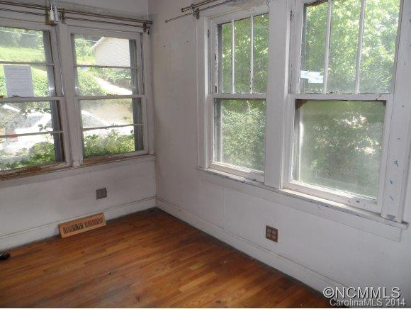 331 State Street - Photo 6