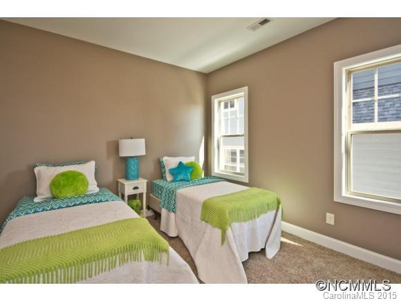 13 Allen Ave - Photo 14