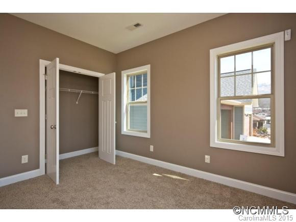 13 Allen Ave - Photo 16