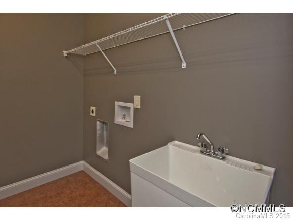 13 Allen Ave - Photo 18