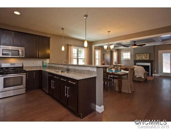 13 Allen Ave - Photo 8