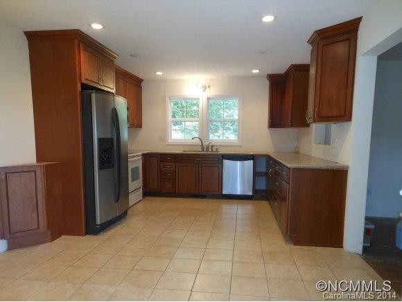 53 Travis Street - Photo 4
