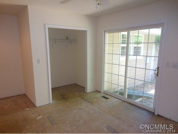 53 Travis Street - Photo 8