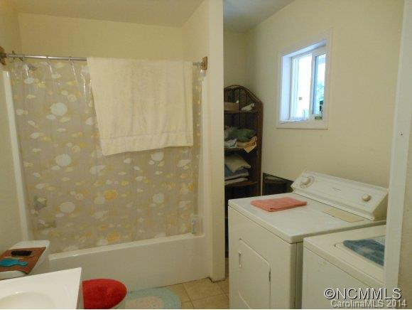 53 Travis Street - Photo 9