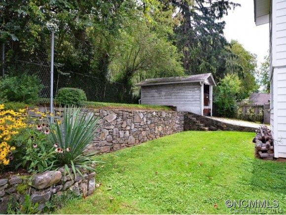 68 LANVALE AVE - Photo 14