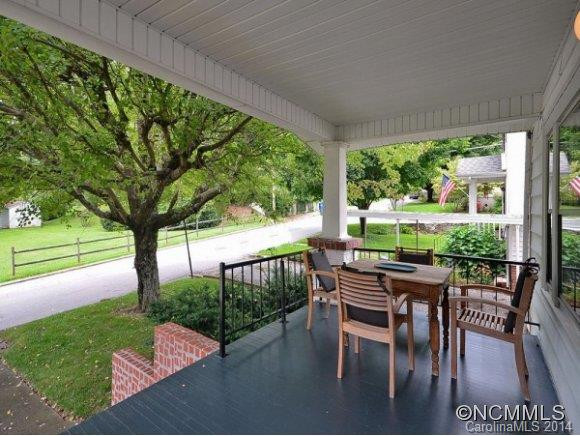 68 LANVALE AVE - Photo 3