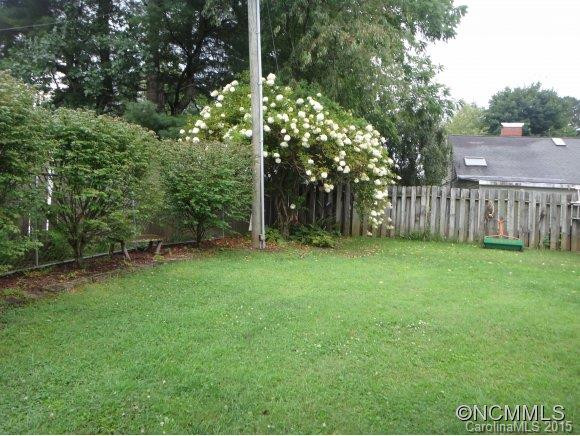 200 Ashworth - Photo 20