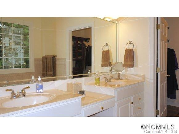19 Southridge - Photo 12