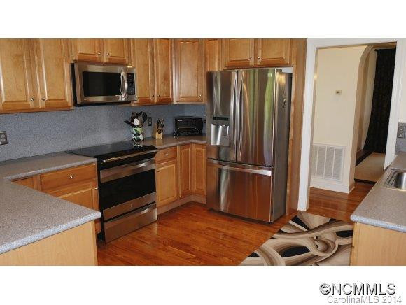 19 Southridge - Photo 9